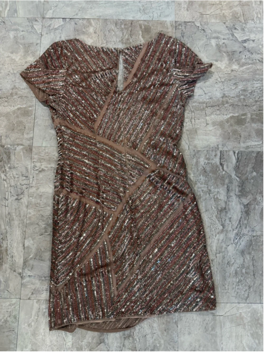Aidan Mattox Rose Short Sleeve Glitzy Beaded V-Neck Shift Cocktail Dress 12